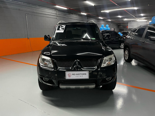 Mitsubishi Pajero TR4 2.0 4x2 Flex Aut. 5p