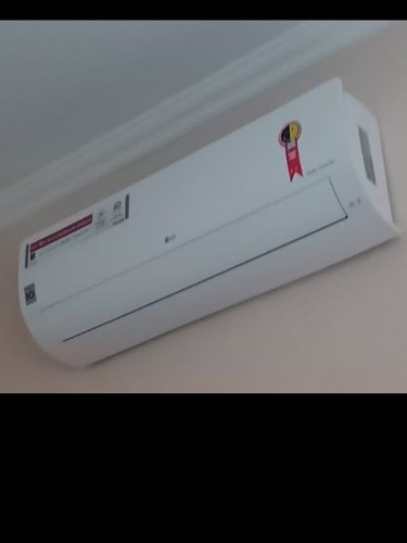 Imagem 2 de 4 de Instalação, Higienização E Troca De Peças Em Ar Condicionado