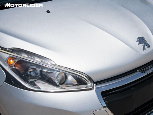Imagen 16 de 25 de Peugeot 208 Active 1.2 Extra Full| Permuta / Financia