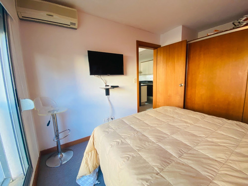 Imagen 9 de 14 de Apartamento En Venta De 1 Dormitorio C/ Cochera En Maldonado