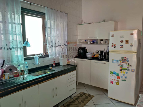 Imagem 4 de 15 de Casa Térrea No Centro De Bertioga, Com Amplo Quintal. - V841