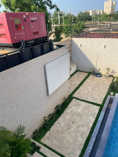 Cv-1470 Zona Norte Townhouse Residencias Pozo Viejo Avenida Universidad