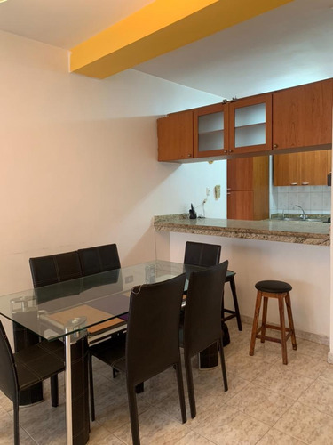 Apartamento En Res Magnolia Plaza Cod. India-1798