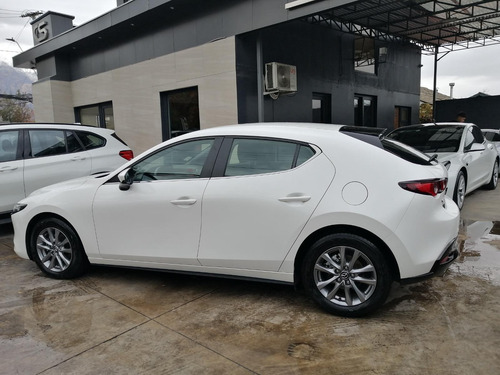 Mazda 3 Skyactiv-g 2.0 Mecanico 2022