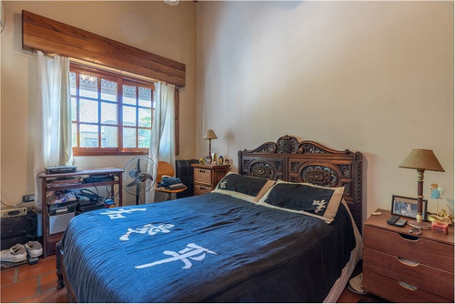 Imagen 20 de 21 de Casa En Ph 3 Dormitorios C Depto Venta La Plata