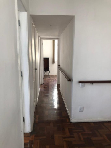Imagem 17 de 24 de Apartamento À Venda Na Rua Gavião Peixoto, Icaraí, Niterói - Rj - Liv-22232