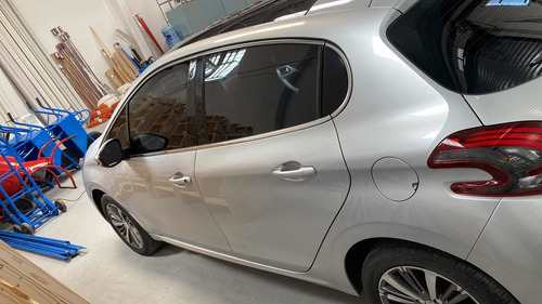 Imagen 8 de 15 de Peugeot 208 1.6 Feline 2018