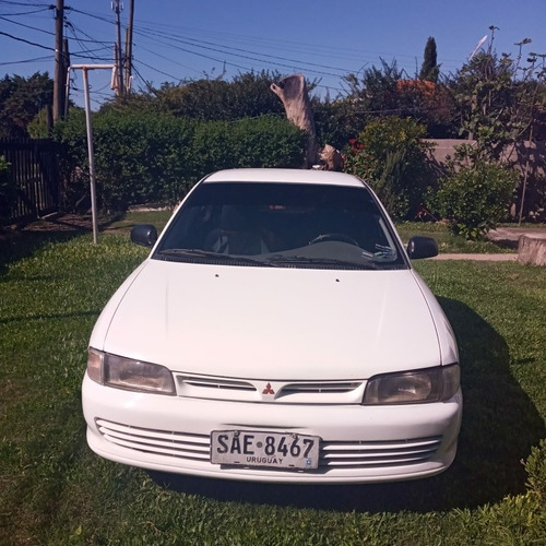 Mitsubishi Lancer 1.3
