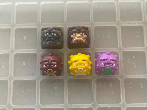 Artisan Koffing/bearman Keycaps Bob Studio