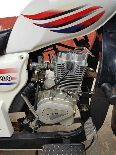 Imagem 8 de 10 de Aluguel De Tuk Tuk - Motocar Mcf 200