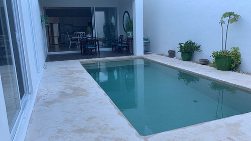 Imagen 3 de 26 de Casa En Privada Residencial En Cholul Al Norte De Merida, Yu