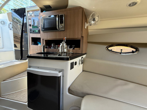 Day Cruiser Quest 25 Con Mercruiser 300 B3 Año 2021