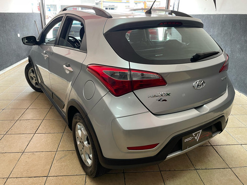 Hyundai HB20X 1.6 Style Flex 5p