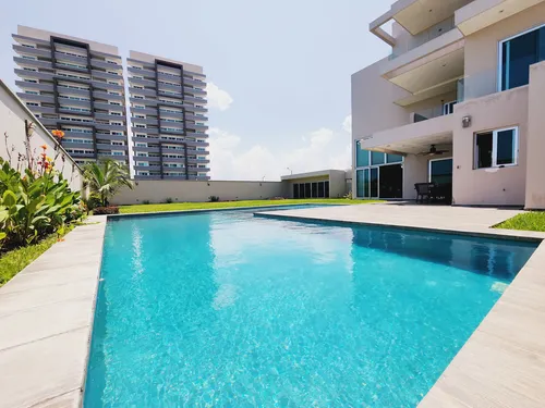 Residencia En Venta Con Terreno De 908 M2 Fracc Playas Del C
