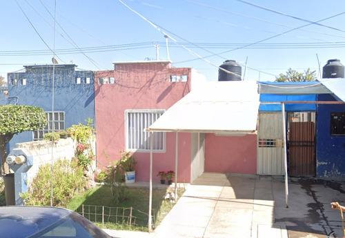 Casa En Remate-cto El Salvador, Hacienda Santa Fe, Tlajomulco De Zuñiga, Jalisco. -jcbb9