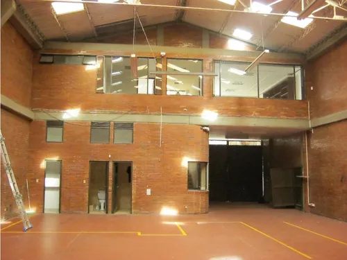 Arriendo Bodega En Toberin