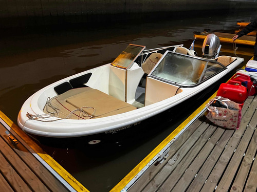 Imagen 16 de 19 de Lancha Pacu 5,60 Con Motor Honda 60 Hp 4 Tiempos