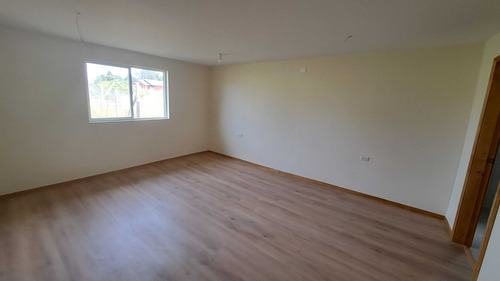 Casa Nueva En Parcela (68964)