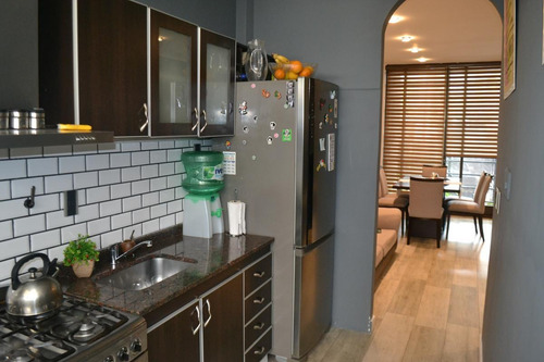 Hermoso Triplex De 4 Amb Con Terraza Propia Y Cochera - Parque Avellaneda