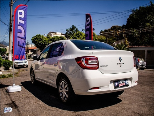 Renault Logan 1.6 Dynamique 8v Flex 4p Manual