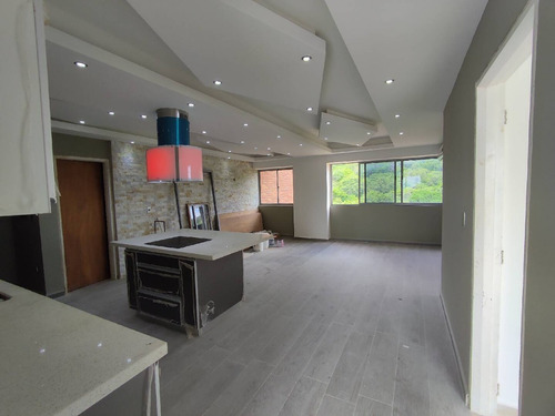 Imagen 9 de 16 de Yasmin Roa En Venta Hermoso Penthouse En Venta En Manantial Naguanagua (130 M2) Cod 449642