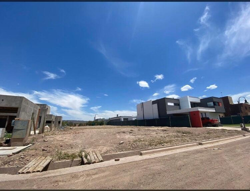 Imagen 3 de 3 de Hermoso Lote Premium