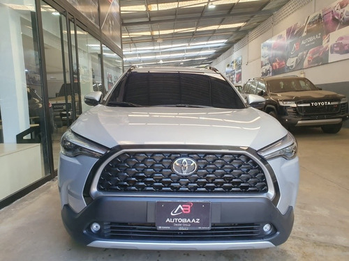 Imagen 2 de 15 de Toyota Corolla Cross Sedan