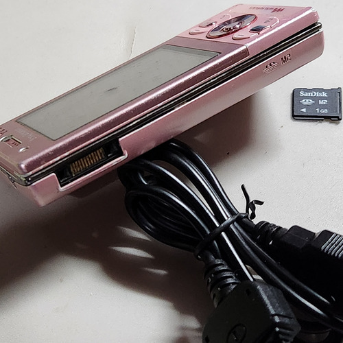 Sony Ericsson Walkman W705 Rosa Tiene Código, Con Cable De Carga, Memoria 1gb, !leer Descripcion!, Pantech, Benq, iPhone, Blackberry, Alcatel, W600 (Usado)