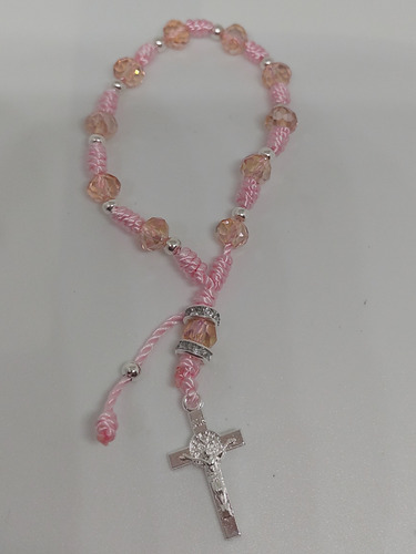 25 Pulseras Decenarios Color Rosa Con Dije De Jesucristo.