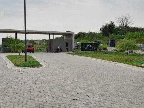 Imagen 3 de 13 de Lote De 453 M2 En Venta En Colinas De La Deseada. Seguridad 24 Hs. Excelentes Vistas.