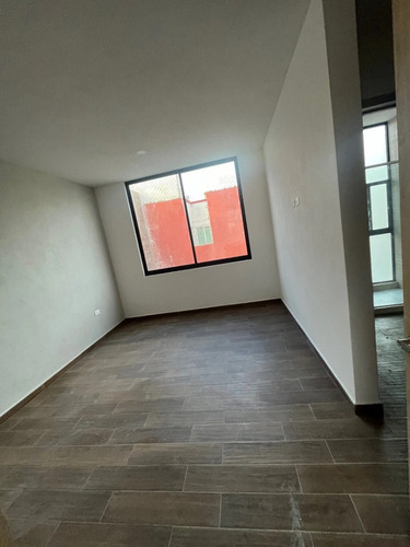 Casa Seminueva Con Excelente Ubicación Arf