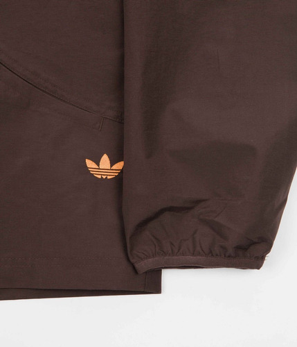 Campera Adidas Marrón Original Hombre (Usado)