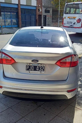 Ford Fiesta Kinetic Design Titanium