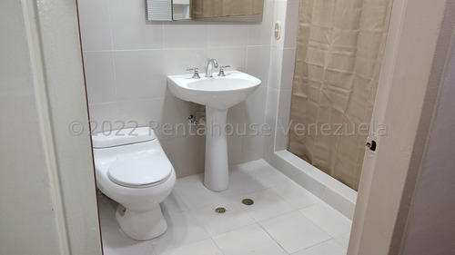 Imagen 13 de 13 de Apto.en Alquiler Naranjos De Las Mercedes 22-24878 Sandra 04143140082