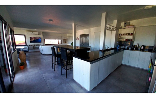 Imagen 5 de 16 de Casa En Carlos Paz Con Vista Al Lago!! Recibe Depto