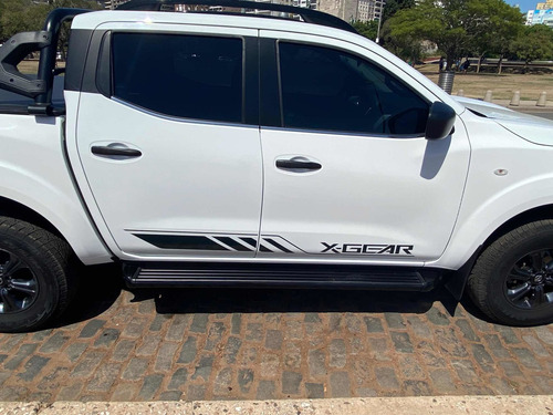 Imagen 10 de 17 de Nissan Frontier X Gear 4x2 At