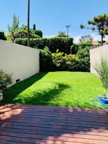 Duplex Venta 2 Dormitorios 2 Baños 2 Cocheras Jardín 88 Mts 2 - Lote150 Mts 2 - Manuel B Gonnet