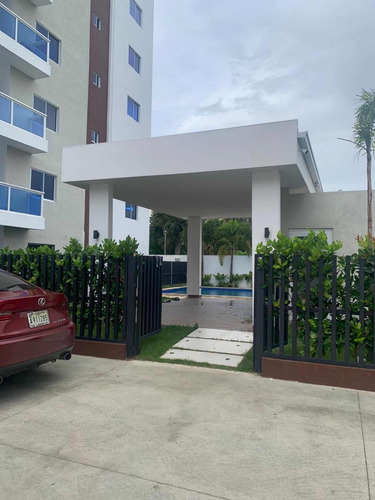 Apartamento En Torre En La Avenida Hispanoamericana