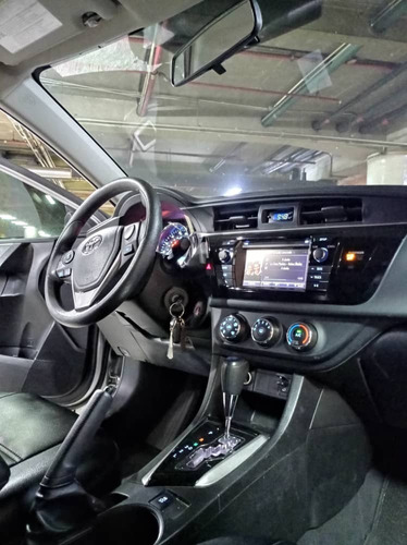 Imagen 7 de 9 de Toyota Corolla 2016