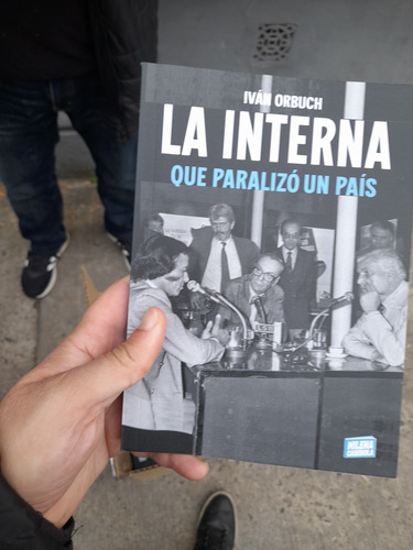 Libro Interna Menem Cafiero