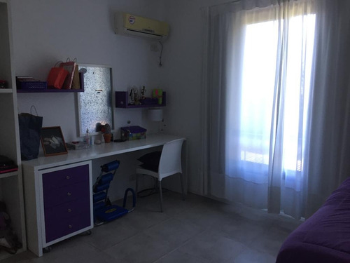 Barrio Cerrado St. Mathews Pilar Casa En Lote Central Con Pileta