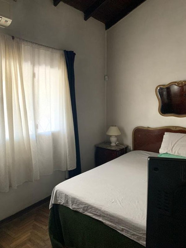 Imagen 11 de 17 de Casa En Venta En Castelar