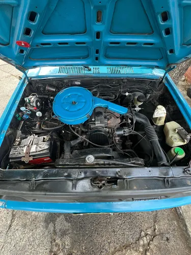 Mazda B2000 2.0