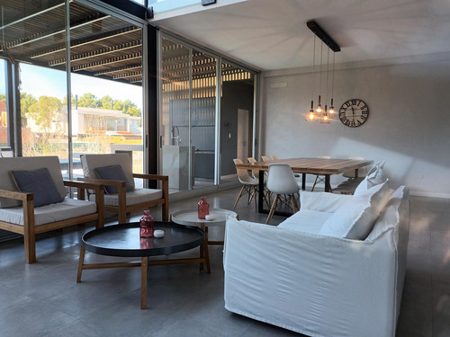 Casa En Venta Costa Esmeralda, Barrio Marítimo I.