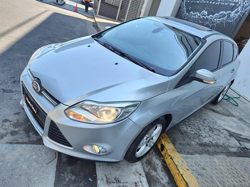 Imagen 2 de 25 de Ford Focus 2013 Se Plus Abasto Motors