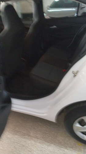 Chevrolet Onix plus 1.2