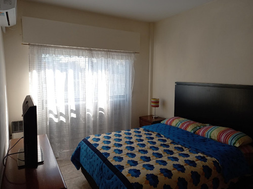 Imagen 10 de 17 de Departamento 2 Dormitorios -3 Ambientes Por Dia O Semana