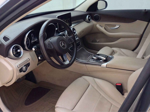 Imagen 7 de 12 de Mercedes-benz Clase C 2018 4p C 200 Exclusive L4/2.0/t Aut