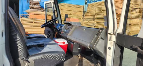 Ford Cargo 915