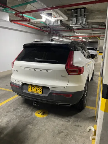 Volvo XC40 2.0 T5 Awd R-design